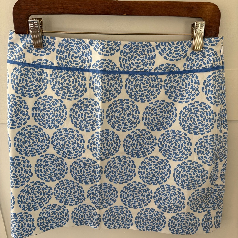 Vineyard Vines Spiral Whales Mini Margo Skirt. Size 8.